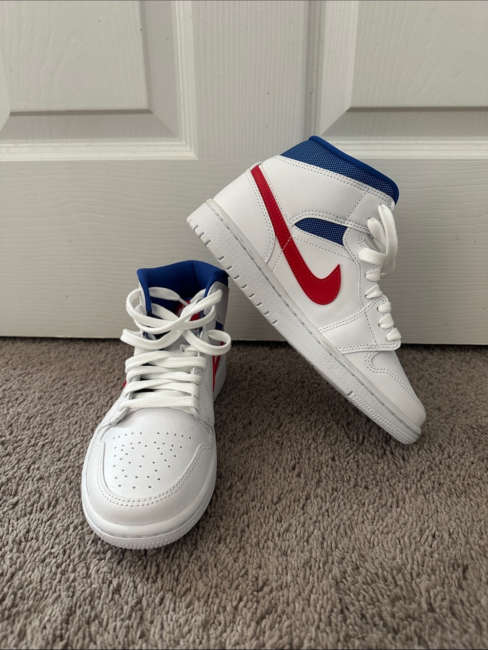 Air Jordan 1 Mid